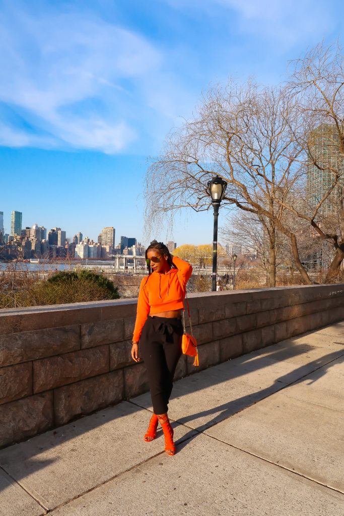 How to wear Neon Fashion Trend | Bestkeptstyle.com